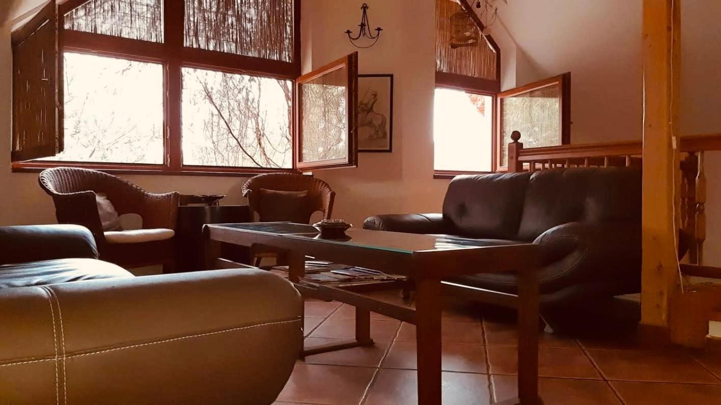 Apartment Neratovice ภายนอก รูปภาพ