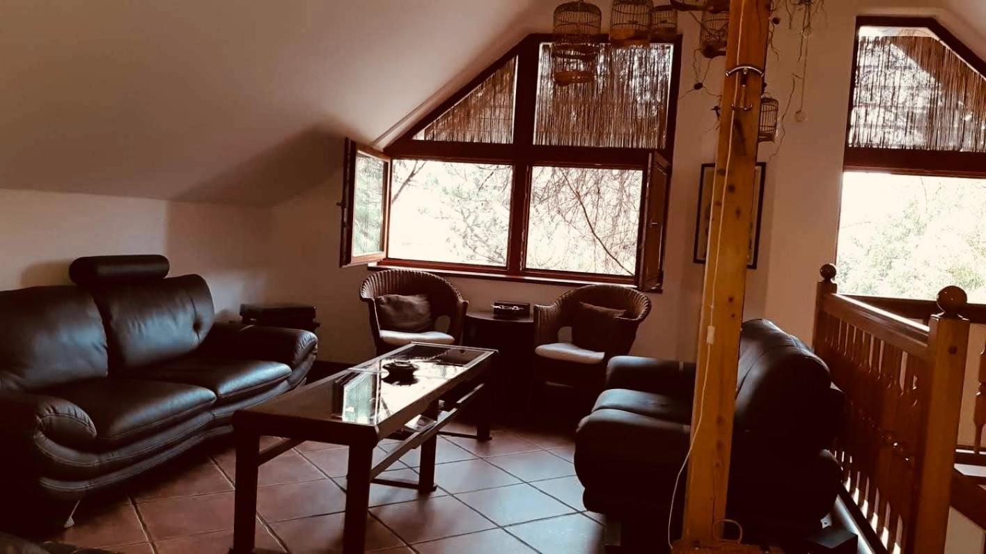 Apartment Neratovice ภายนอก รูปภาพ