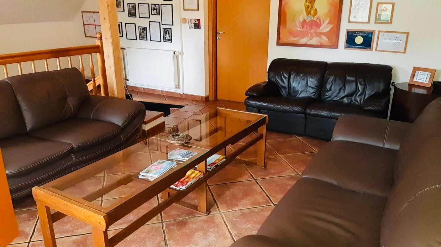 Apartment Neratovice ภายนอก รูปภาพ